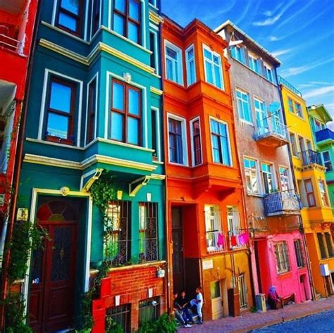 18 Of The Most Colorful Houses Around The World