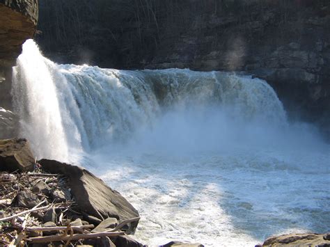 It is built on the side of a hill, giving it a suspension of 40 feet in the front and 12 feet in the back. Cumberland Falls State Resort Park, Corbin, Ky ...