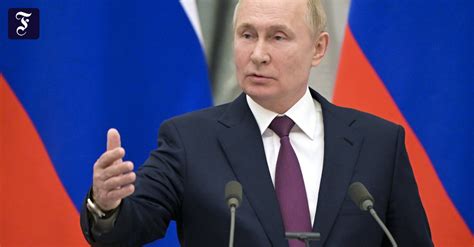 Russia And Ukraine Putin Wants To Examine Appeal For Peoples