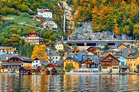 Hallstatt Austrian Alps Resort And Mountain Village With Traditional