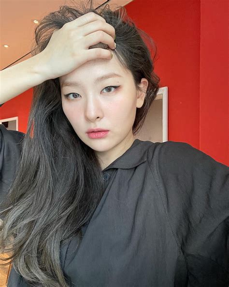 210828 Red Velvet Seulgi Instagram Update Kpopping