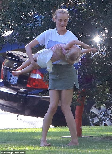 Diane Kruger And Norman Reedus Enjoy Park With Daughter 1 Readsector