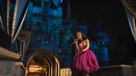 Brandy Performs Starting Now At Disneyland For World Princess Week 2022 Wdw News Today