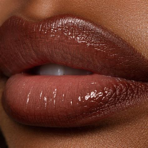 Glossy Lips Makeup Lipstick For Dark Skin Brown Skin Makeup Brown Lipstick Makeup Lips