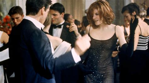 Rene Russo Thomas Crown Affair Hot Sex Picture