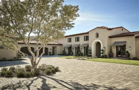 Modern European Calvis Wyant Luxury Homes Scottsdale Az Custom Home Builders Custom Homes