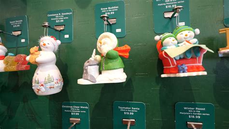 Hallmark Releases First Round Of 2022 Keepsake Ornaments Heres Where