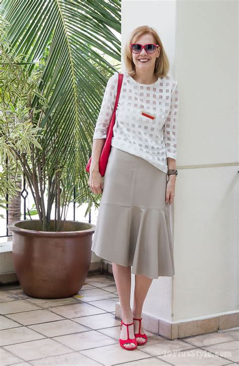 This is an amazing dress! How to wear red over 40 | 40plusstyle.com