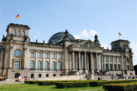 Der bundesrat ist eines der fünf ständigen verfassungsorgane des bundes. Bundestag Berlin Building · Free photo on Pixabay