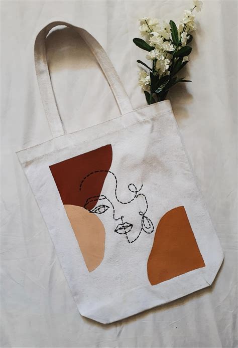 Embroidered Line Art Tote Bag Opal Crown