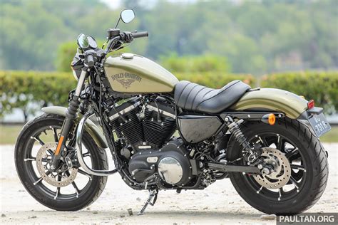 This bike is a personal favorite of mine based on both the styling. REVIEW: 2016 Harley-Davidson Sportster Iron 883 - not your ...