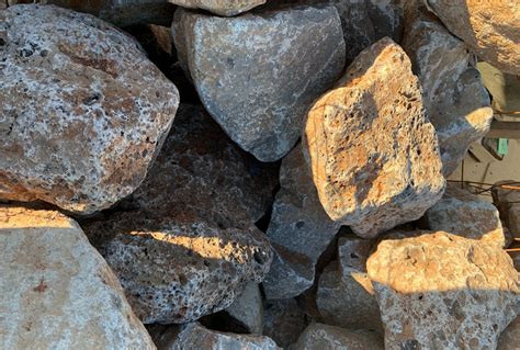 Napa Basalt Palletized Boulders Products