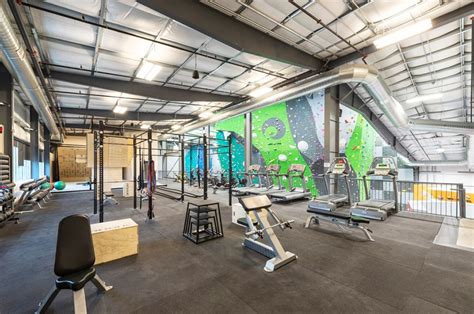 Evo Rock Fitness Climbing Gyms Locations Co Me And Nh