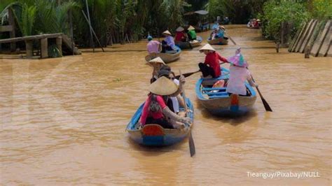 Di bawah ini akan dibahas mengenai list 50 sungai terpanjang di asia. Mengenal Sungai Mekong, sungai terpanjang di Asia Tenggara