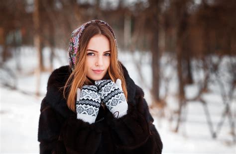 Wallpaper Women Outdoors Model Depth Of Field Snow Winter Dress Gloves Sweater Fashion