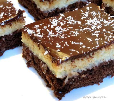 Für den bounty kuchen die eier trennen und eiklar zu steifem schnee schlagen. Rezepte mit Herz: Bounty Bars - Bounty Schnitten