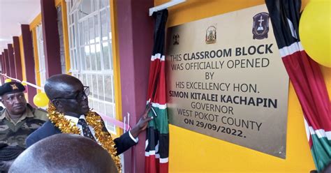 Kachapin Opens Kmtc Classrooms Hands Over Vehicle To College Kenya