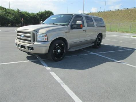 Purchase Used 2005 Ford Excursion Limited Sport Utility 4 Door 60l In