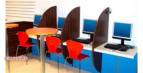 Berdasarkan pengalaman mendirikan dan mengelola warnet pewenet sejak tahun 2010, kami berinisiatif untuk memberikan penawaran. Peluang Usaha Warnet di Daerah Perkotaan dan di Daerah ...