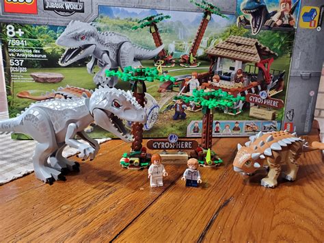 Indominus Rex Vs Ankylosaurus Lego Review
