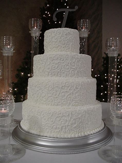 Wedding Cake Round All In White Buttercream