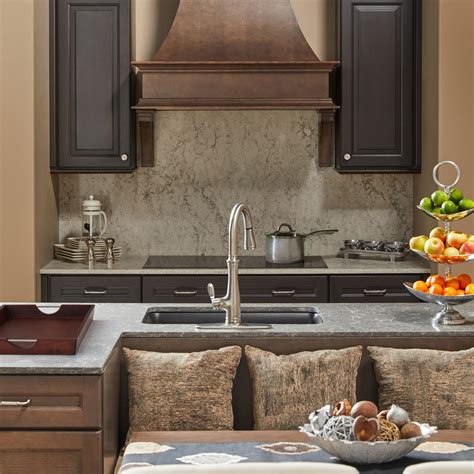 Beautiful bathroom cabinets, kitchen cabinets and cabinet accessories as leading cabinet manufacturers for over 50 years, the wellborn family has the perfect cabinet for you. Wellborn Cabinet Select Series - Traditional - Kitchen ...