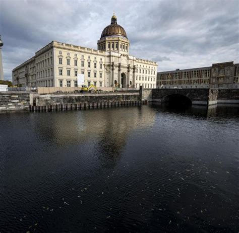 In the heart of berlin, right across from museum island, an exciting new urban from 22 september 2021: Viele Köche im Humboldt Forum: Komplizierte Struktur - WELT