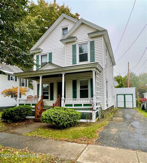 10 MURDOCK AVE Avenue in Glens Falls, NY Listed For $139,900.00 by