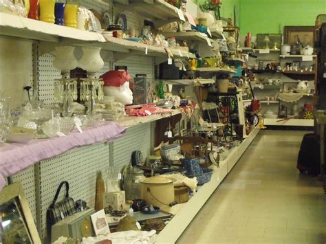 Our Daily Indoor Flea Market Photo's