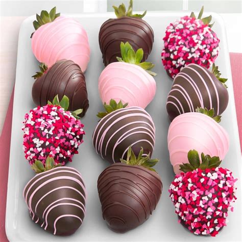 Pin By La Maison Du Cake On Love Cake Chocolate Covered Strawberries