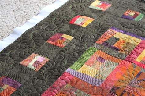 Piece N Quilt: Machine Quilting Feathers by Natalia Bonner