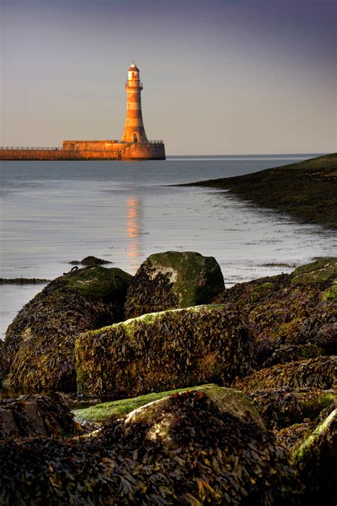 Roker Lighthouse Sunderland Late Evening Sunshine Picture Flickr