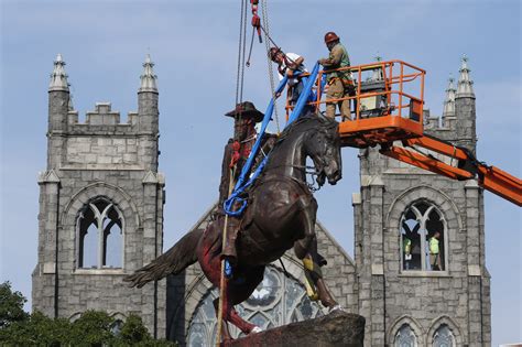 Richmond Removes Statue Of Confederate Gen Jeb Stuart