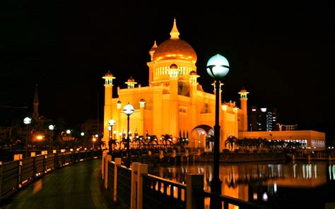It is surrounded by malaysia, with its only coastline being the south chinese sea. Brunei City By Night Tour Code: BWN12 - Brunei Day Tours ...