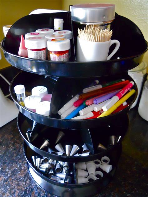 What kind of cake do you find at a fabric store? DSCN5688.JPG (1200×1600) | Baking supplies organization ...