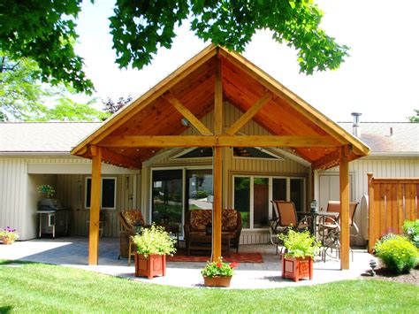 You can satisfy all your porch desires with this design. Lovely open air patio roof structure | Outdoor patio ...