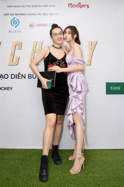 Nghe bài hát không bao giờ quên anh chất lượng cao 320 kbps ngơ ngác trong đêm trường, tôi chưa vơi niềm yêu thương. Trương Quỳnh Anh kết đôi Hiếu Nguyễn trong phim ngắn tương ...