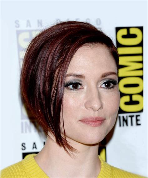 I went darker, when i was 18, in one of those 'i'm 18, and i can do what i want' moments. Chyler Leigh Short Straight Layered Dark Brunette Bob Haircut