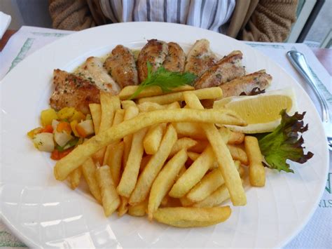 Filets de perche Genève Lausanne Fribourg Neuchâtel Vevey Montreux