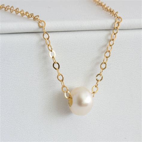 Gold Single Pearl Necklace Pearl Bridesmaid Gift Dainty Etsy