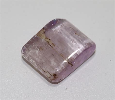 Meteorite crystal has such unique properties that it can add love, romance, joy, and trust into the treasured relationships in your life. Kunzite 06