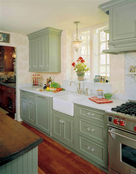 Brass kitchen hardware is another popular modern english kitchen trend. English Country Kitchen Redeisign - Traditional - Kitchen - philadelphia - by HomeTech ...
