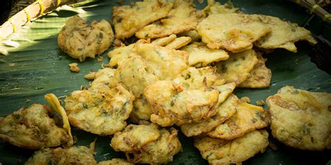 Terdapat beragam jenis makanan penyebab darah tinggi yang perlu dihindari atau dibatasi konsumsinya. 5 Makanan Penyebab Darah Tinggi Ini Wajib Anda Batasi