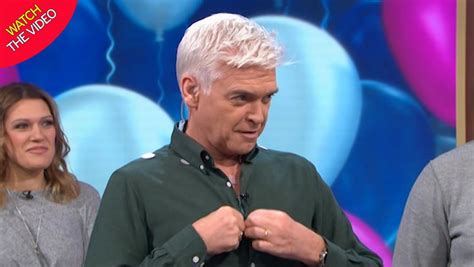 Phillip Schofield Strips Off On This Morning To Help Reveal Baby S