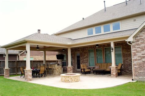 Older ranch houses built in the suburbs during the 50s and 60s are. Patio Cover Katy - Cinco Ranch West - Texas Custom Patios