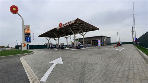 Rompetrol is of kmg international of romanian origin, initially as a company representative of the romanian oil and gas industry on international level, becoming later an international oil group with operations in 12 countries. Rompetrol | Fondul de Investiţii în Energie Kazah-Român ...
