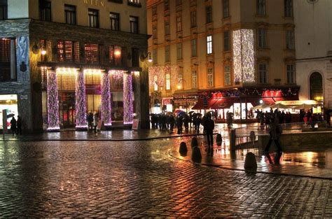 Wenn sie nach einem erfüllten tag in der stadt in ihr günstiges apartment mit balkon oder terrasse zurückkommen, werden sie von den eindrücken, die sie erlebt haben, begeistert sein. Innere Stadt (1.Bezirk)- Wien... | Wien, Bezirk wien ...