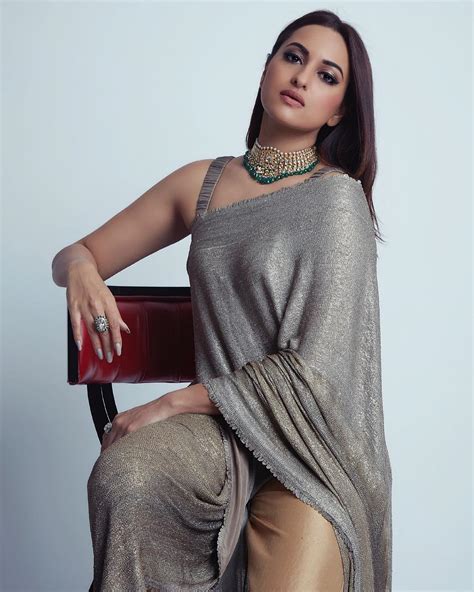 Bollywood Sonakshi Sinha Latest Glam Saree Photoshoot Stills Cinehub