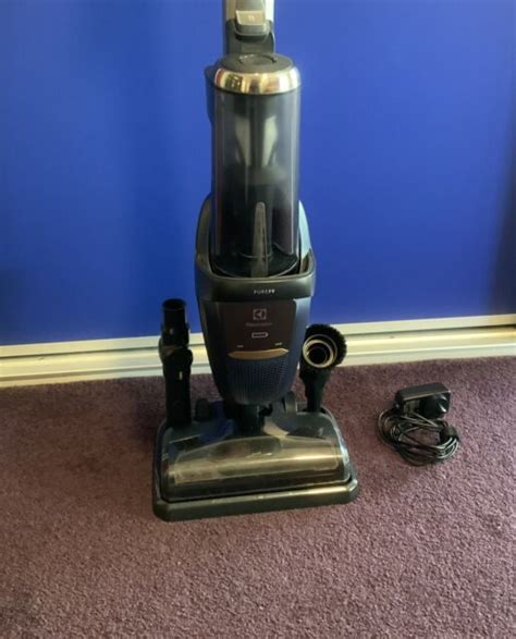 Electrolux Vacuum Cleaner Hardly Used And In Great Condition Vacuum