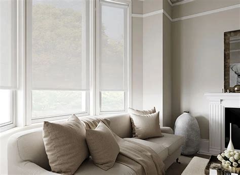 Benefits And Uses Of Sheer Roller Blinds Aveon